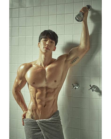 Handsome Korean Hunk Solo: Gay Porn